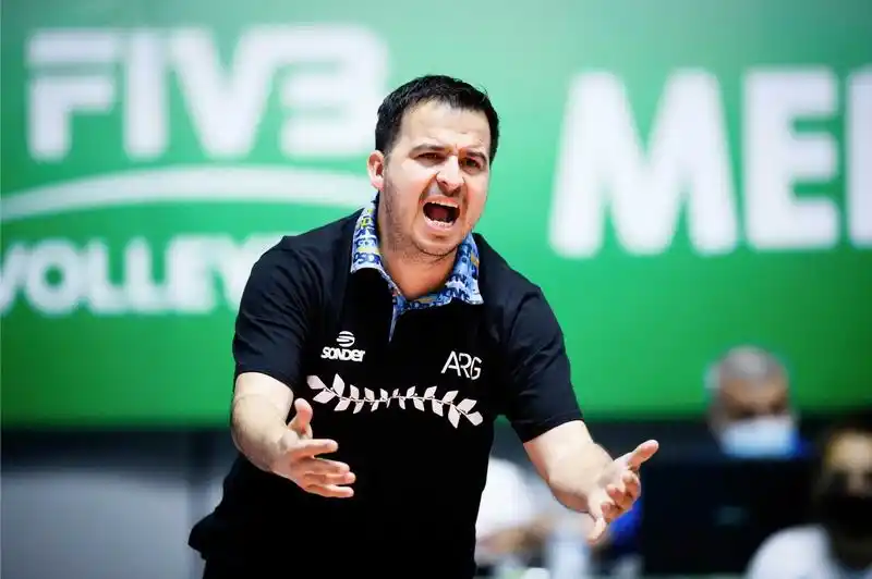 López: “El objetivo de Policial
es estar lo más arriba posible”