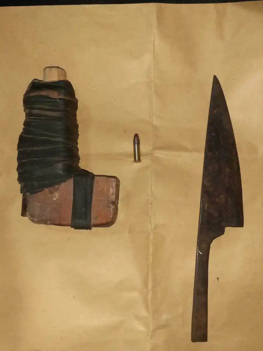En un allanamiento apresan a hombre y secuestran una tumbera