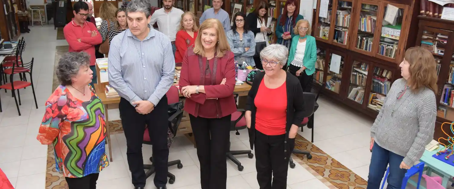 El gobierno provincial entregó más de 100 mil pesos a instituciones 