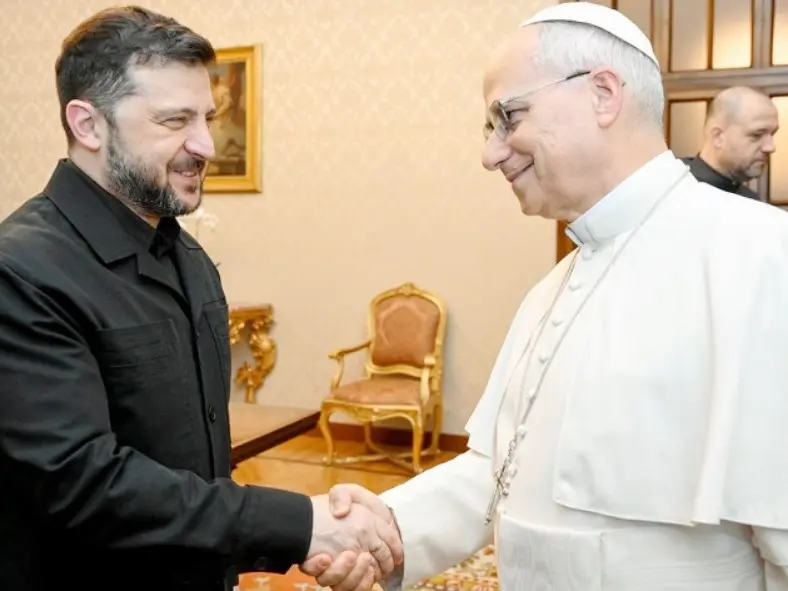 Castel Gandolfo: tercer encuentro entre el Papa y el presidente de Ucrania