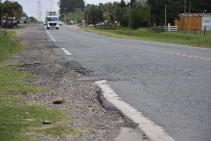 Aunque hubo reparaciones y bacheo profundo, el Gobierno local pidió repavimentar toda la ruta 1001.