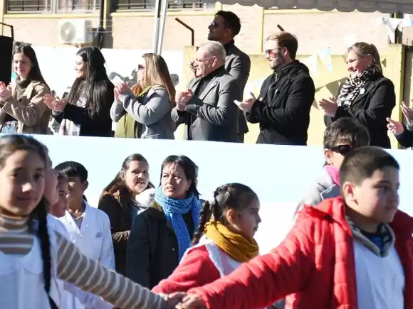 Se realizó el desfile patrio por el Día de la Independencia