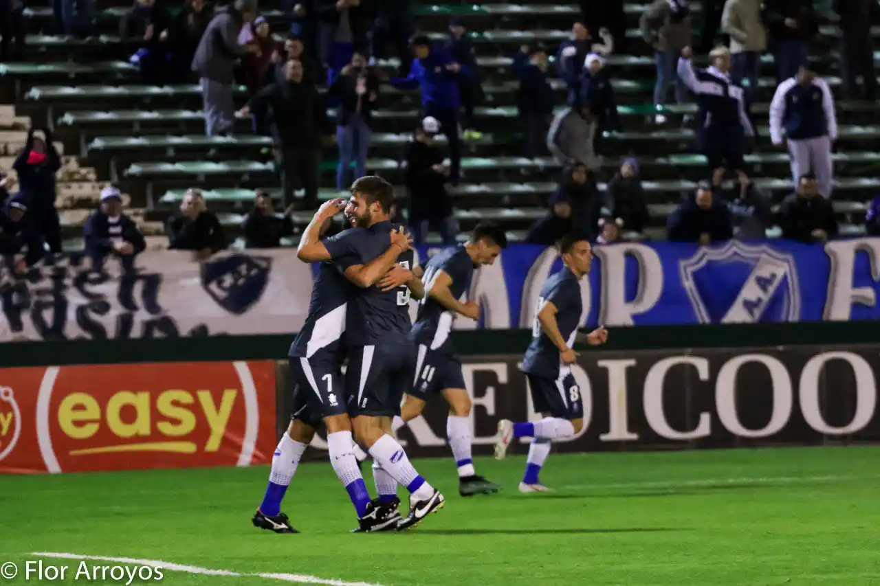 Alvarado no lo pudo sostener y cayó ante Deportivo Morón
