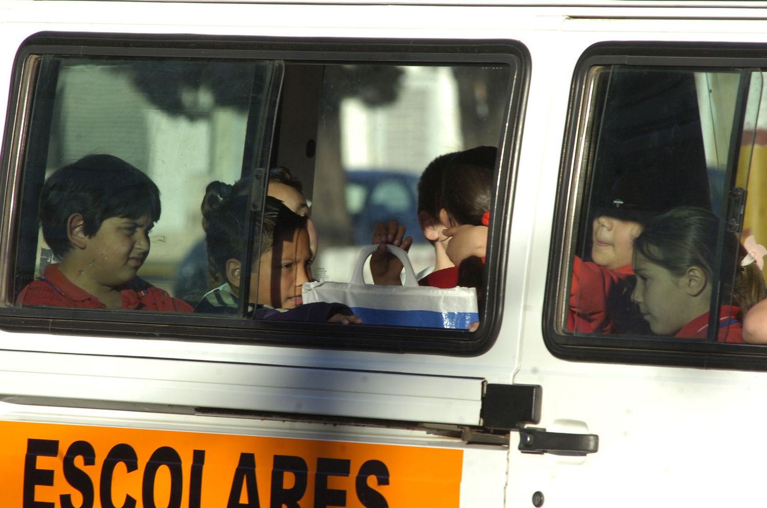 Anunciaron un 45% de aumento en las tarifas del transporte escolar para la ciudad de Santa Fe