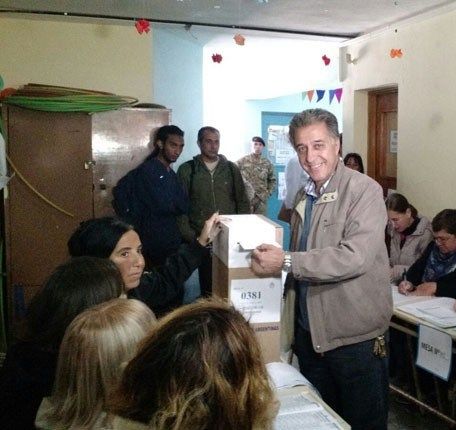 Elecciones 2015: Votó Pitrola y aseguró "llegar al millón de votos"