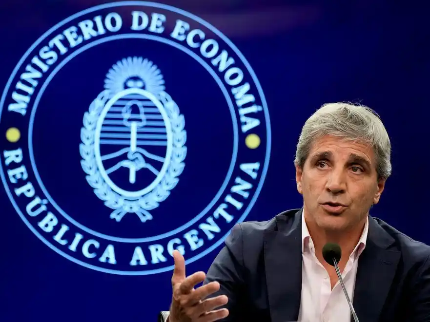 El Gobierno consiguió USD 1.000 millones de fondos internacionales y suma reservas para el BCRA