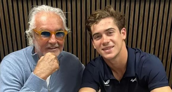 Franco Colapinto ya le puso sobrenombre a Flavio Briatore: “Il Padrino”