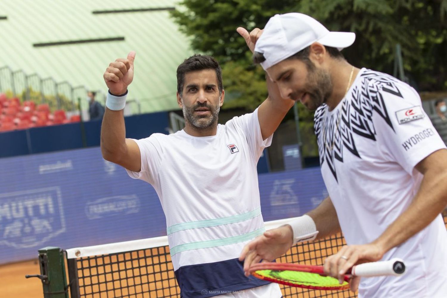 “Machi” González y Bolelli tienen rivales para el debut