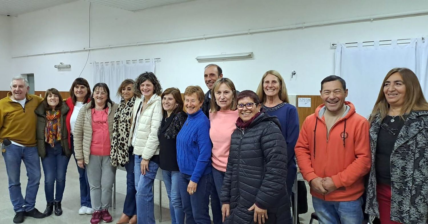 Buena participación. De vecinos en la asamblea para conformar la nueva comisión directiva de la asociación cooperadora del hospital