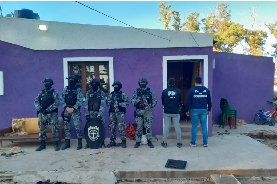 Allanemiento: incautaron marihuana destinada a la venta ilegal y detuvieron a un joven de 25 años 