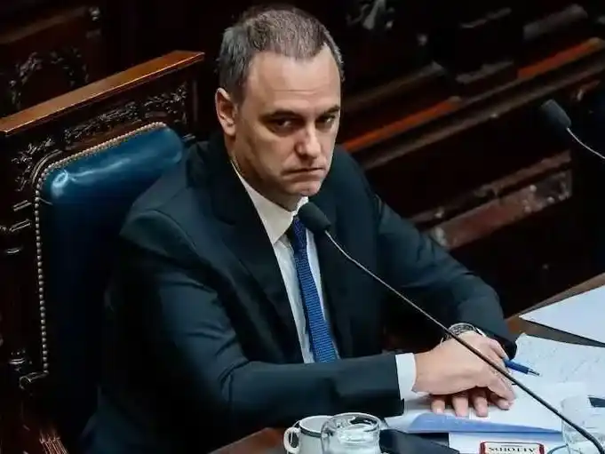 Manuel Adorni gastó 139 millones de pesos 
con tarjeta de crédito en poco más de dos años
