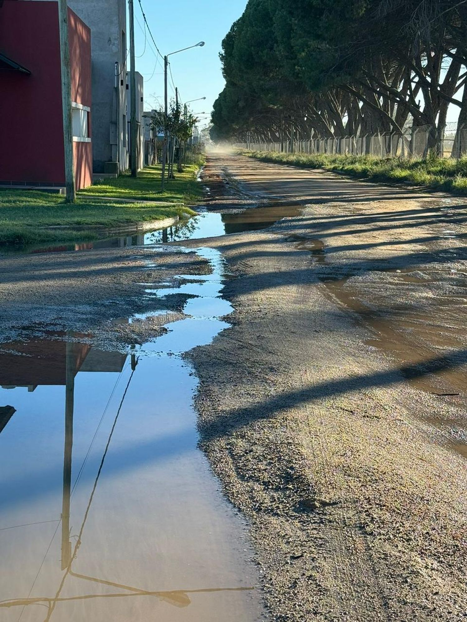 Vecinos del barrio Hipódromo Norte reclamaron al Municipio por deterioro vial e inseguridad