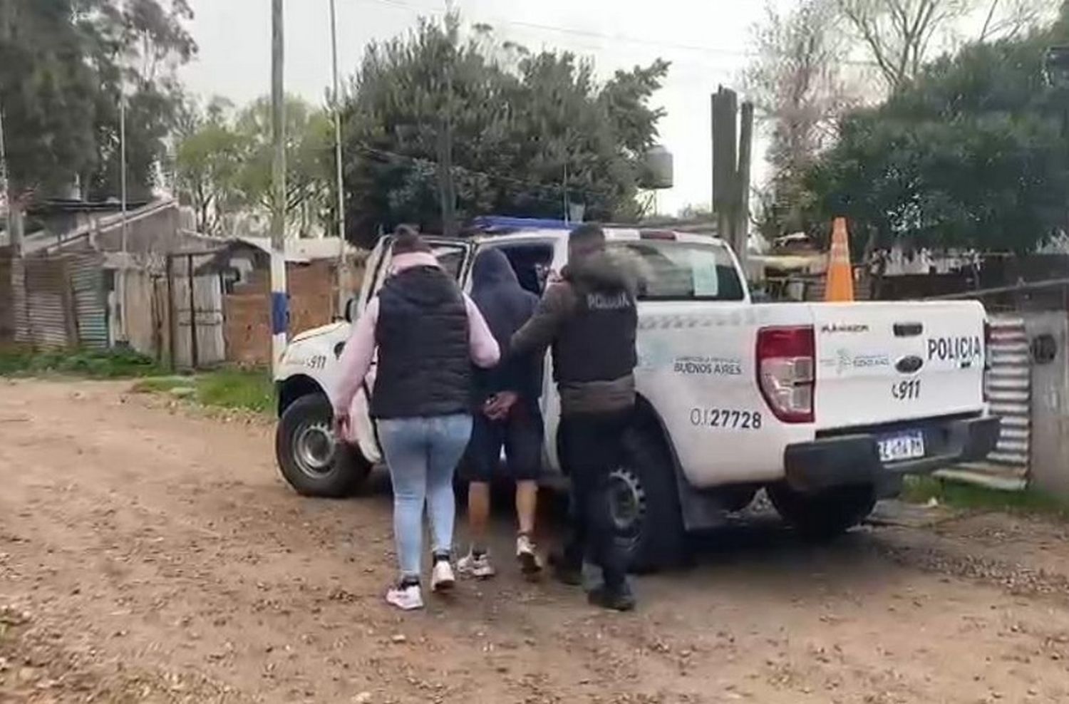 Aprehendieron a un joven delincuente que cometía atracos en pequeños comercios