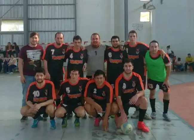 Futsal: Fénix e Independiente son finalistas en Mayores B