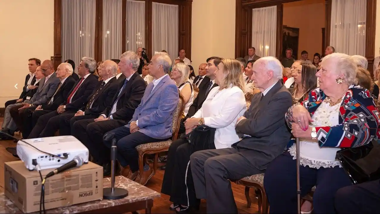 Gualeguay rindió homenaje a sus héroes de Malvinas