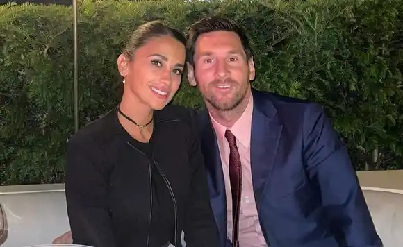 Piden la captura de un periodista venezolano por un tuit ofensivo contra Antonela Roccuzzo