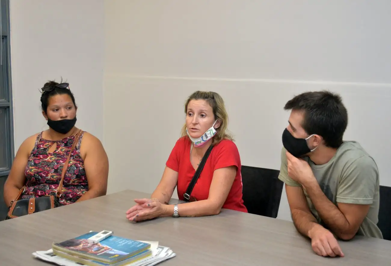 Padres de alumnos de la Escuela 42 reclaman que sus hijos vuelvan a la presencialidad