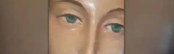 Captaron las lágrimas de la Virgen Rosa Mística en una parroquia de zona norte