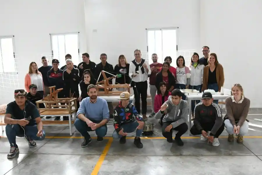 Proyecto conjunto de “Mujeres de seda” y el Centro Municipal de Capacitación en Oficios