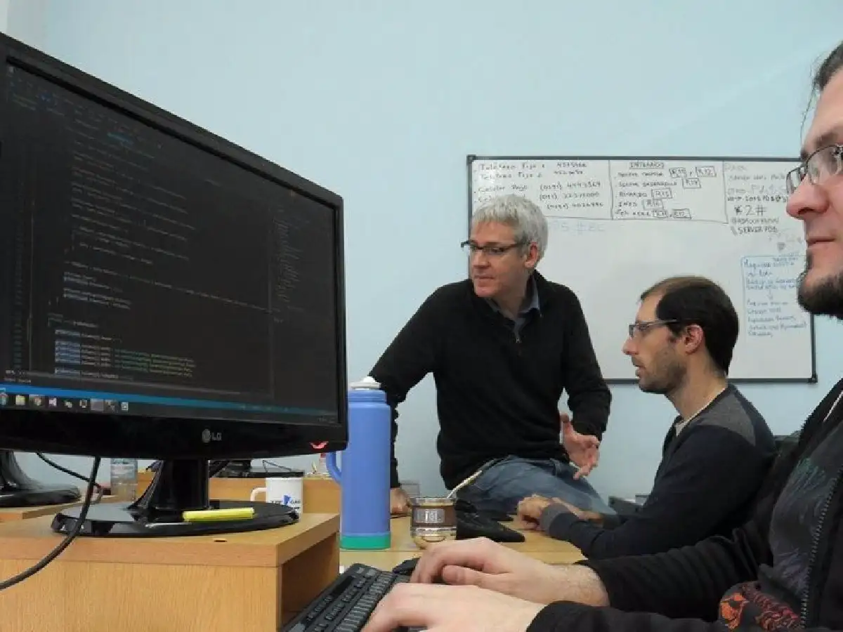 Desarrollo, trabajo y conocimiento
