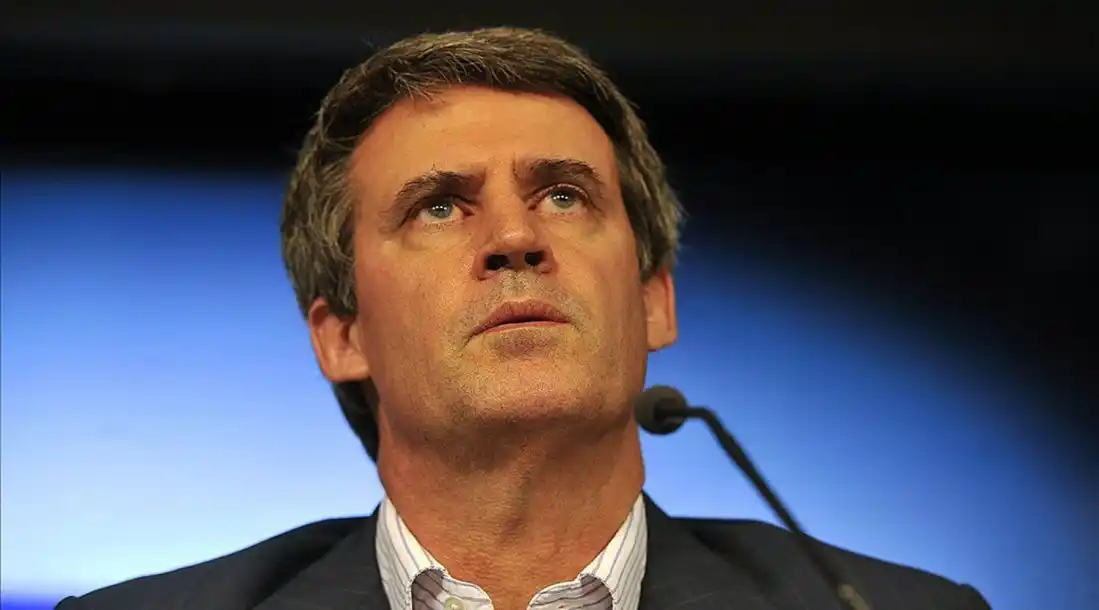 Quién ganó y quién perdió con la salida de Prat Gay