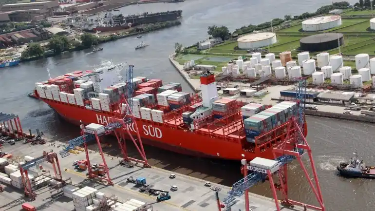 Economistas, la caída de las ventas se profundizará