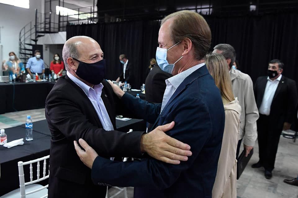 Fabián Menescardi y la reunión de intendentes justicialistas