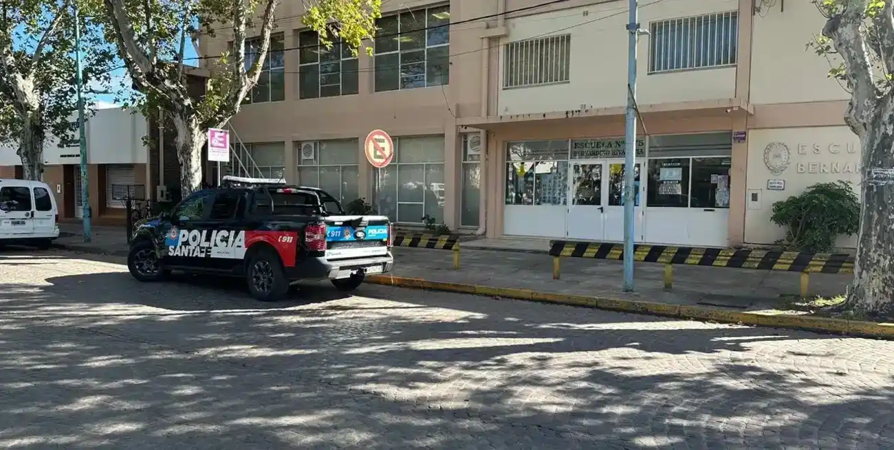 Se activó el protocolo de seguridad en una escuela de Rafaela por una presunta arma de juguete