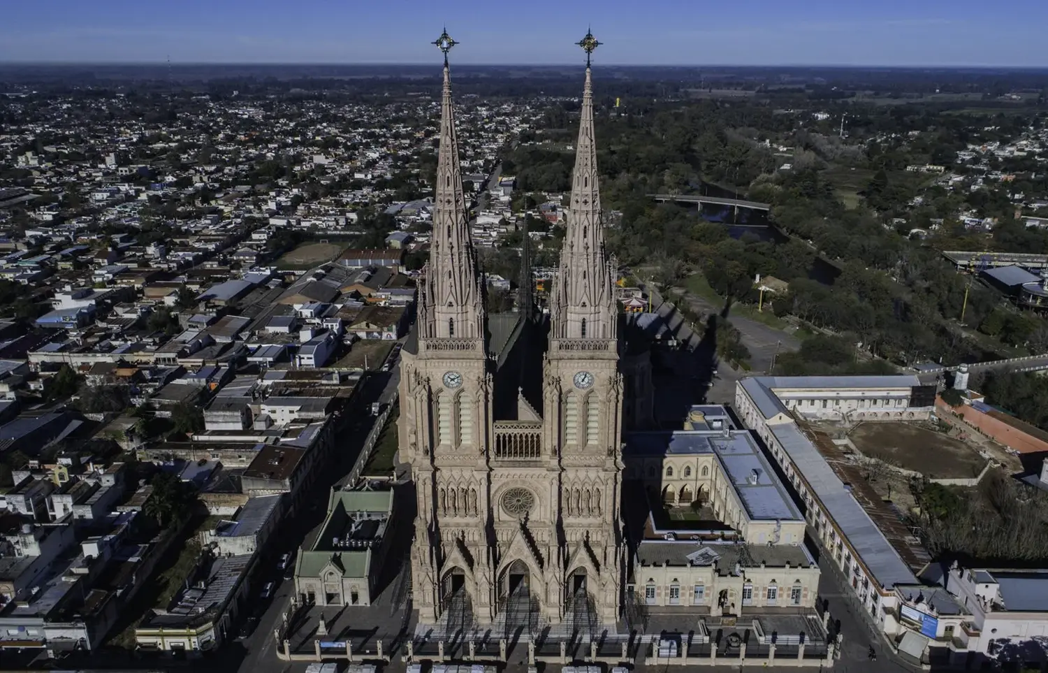 La Basílica de Luján será el escenario de la visita de León XIV a la provincia de Buenos Aires.