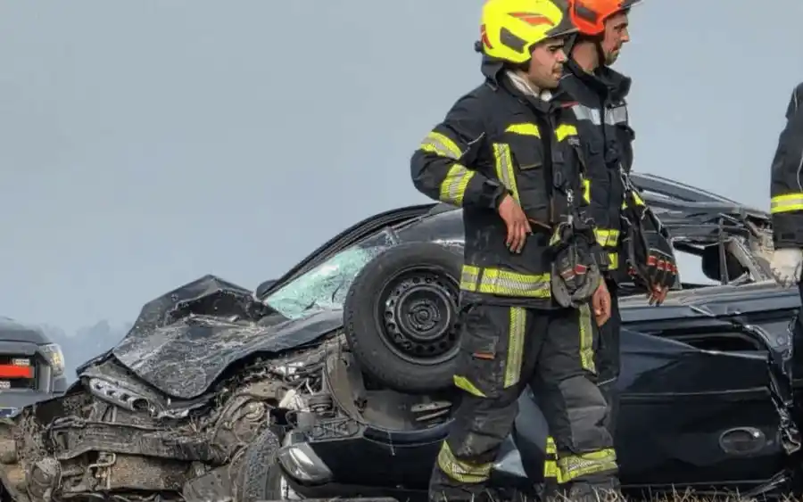 Choque fatal en ruta 7, entre Carmen de Areco y San Andrés de Giles.