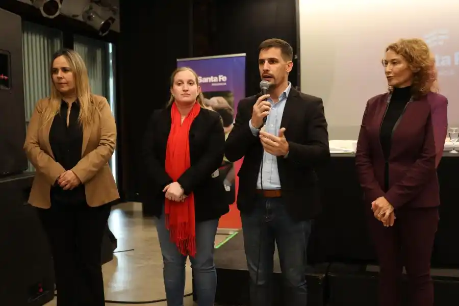 Leonardo Viotti encabezó un encuentro interinstitucional sobre derechos de niñez y adolescencia