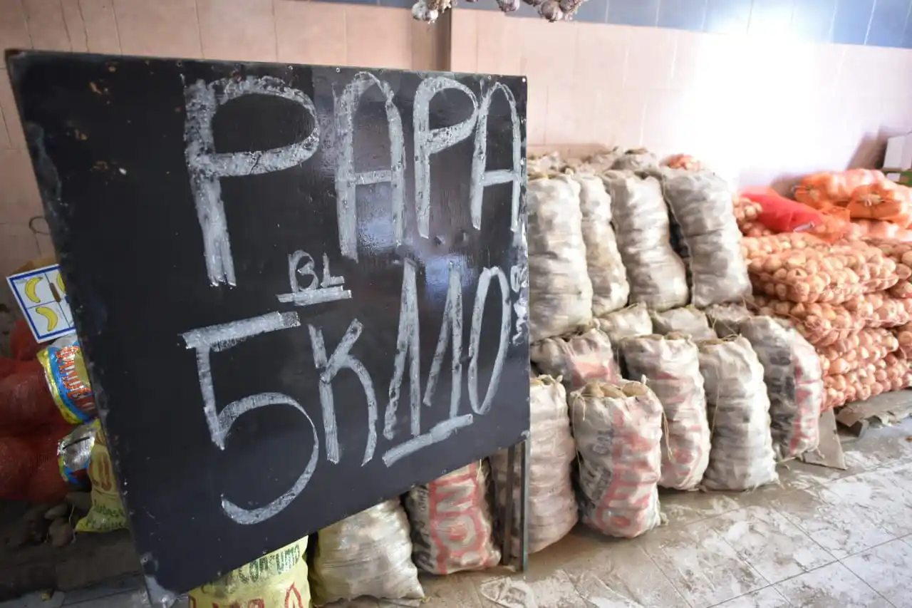 Frutas y verduras: Bajaron las ventas y comerciantes esperan el verano