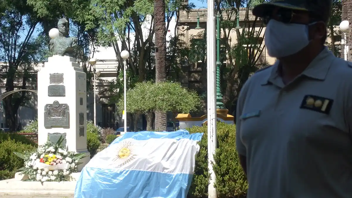Homenaje a San Martín, a 243 años de su nacimiento