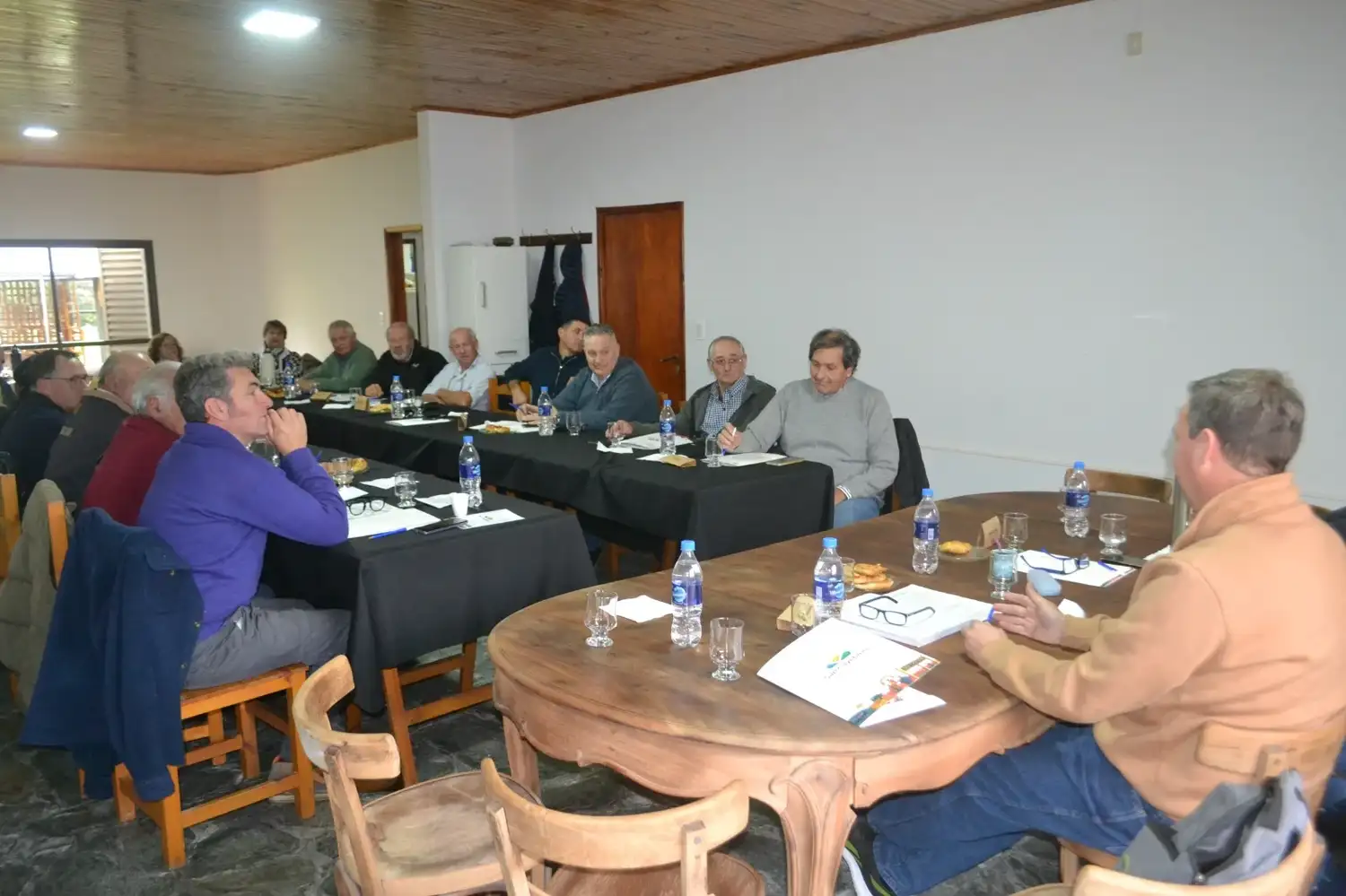 La reunión contó con la presencia del secretario de Carbap, Pablo Ginestet.