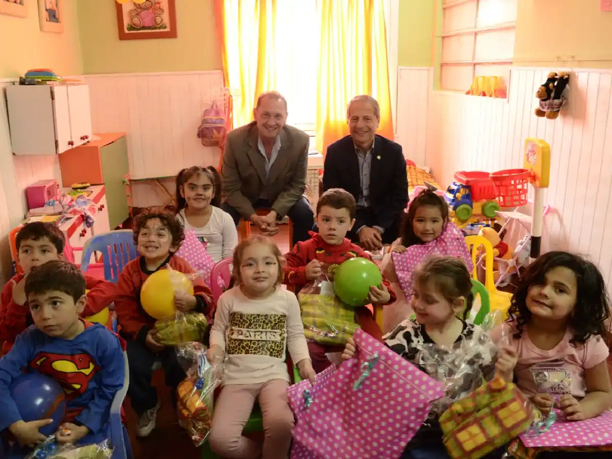 Bernarte visitó la Guardería Manuel Belgrano 