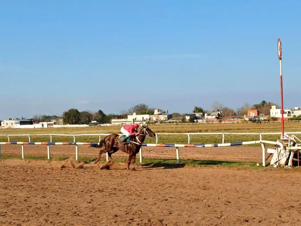 El Hipódromo de Gualeguaychú recibirá este viernes la quinta reunión del calendario