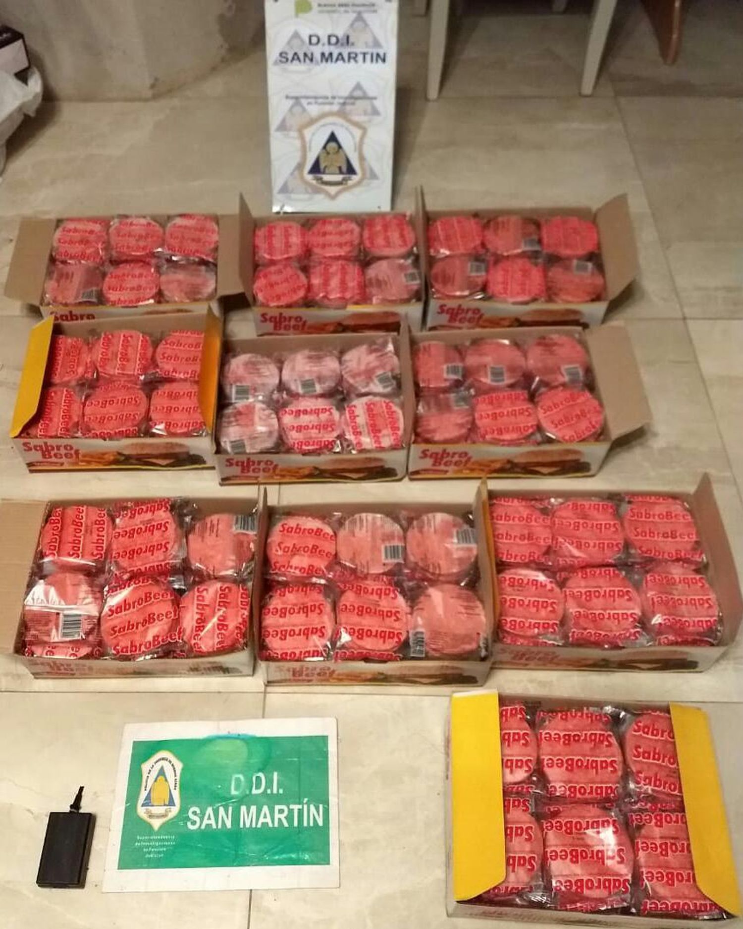 Vendían hamburguesas robadas por internet tras asaltar un camión en San Martín