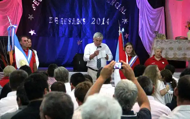 Ejemplo a seguir: Se recibieron los primeros 53 adultos del secundario semipresencial 