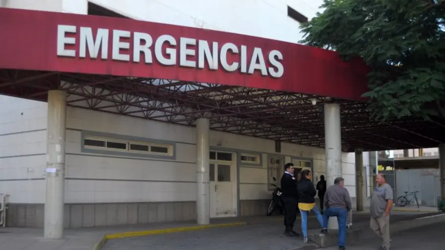 Detienen a un hombre acusado de golpear con un palo a su hijo de 1 año