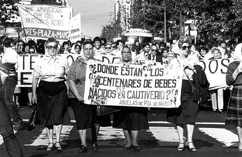 Más de 30 mil razones para recordar los 40 años del golpe