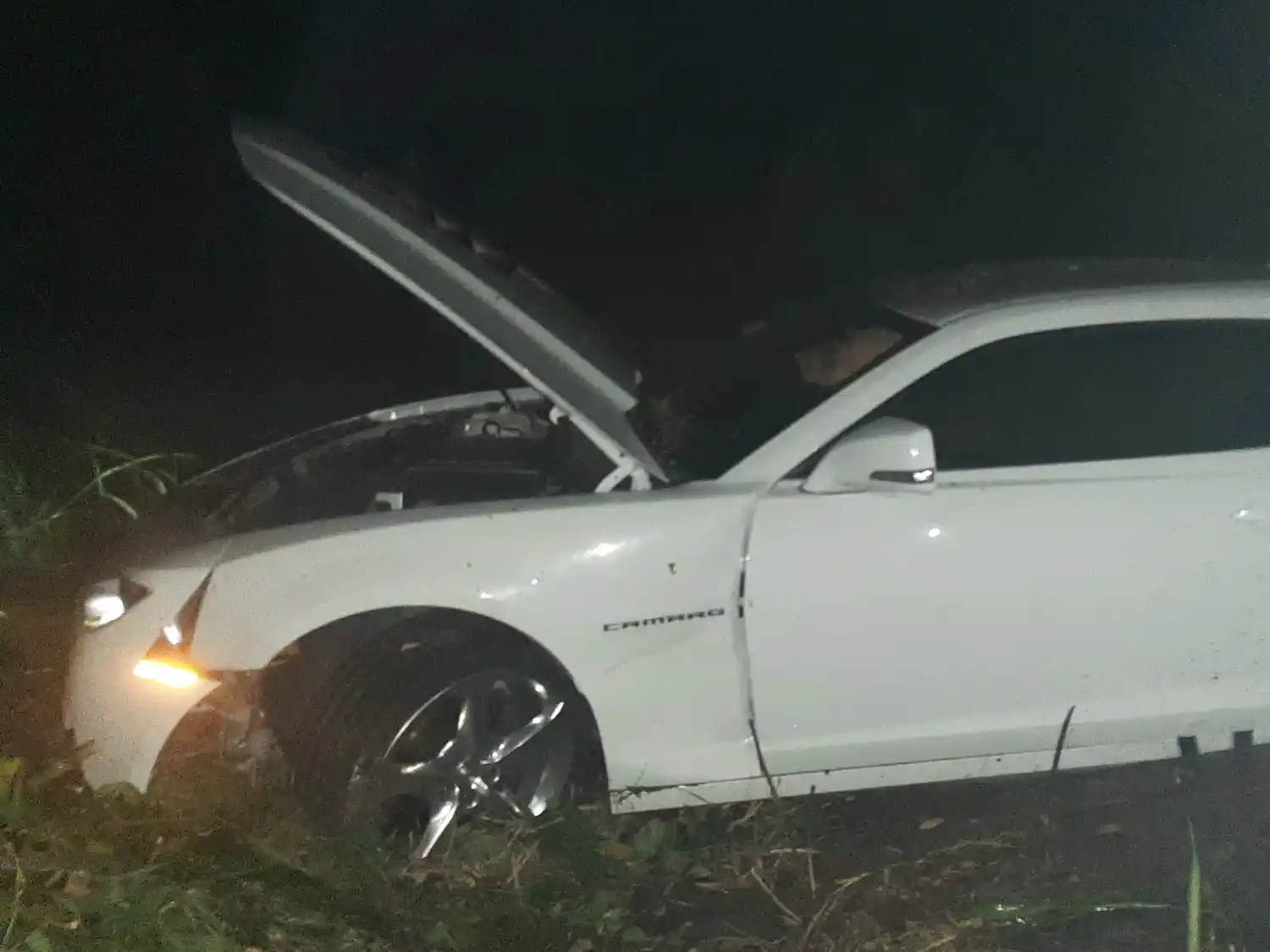 Despistó un auto de alta gama en la Ruta Nº 12 a la altura de Ceibas: una persona fue derivada al Hospital Centenario
