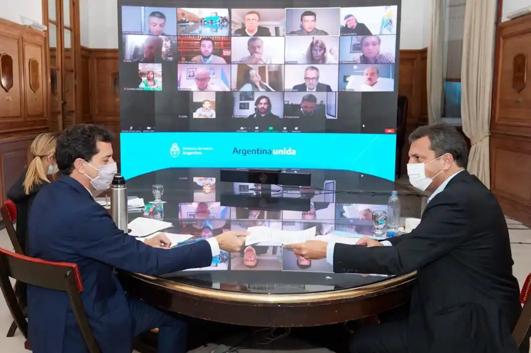 Acordaron postergar las elecciones