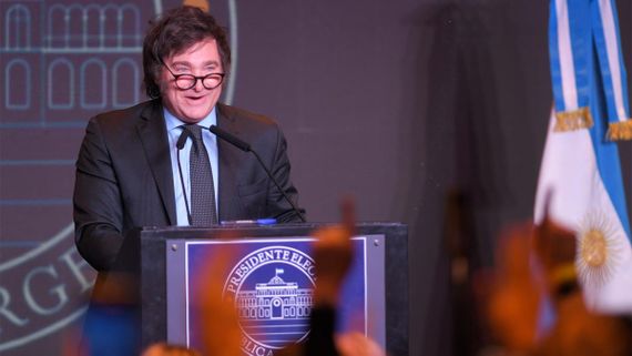 Milei: "Empieza la reconstrucción del país y no hay lugar para el gradualismo"