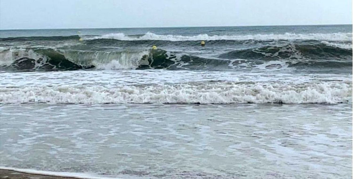 Nueve personas murieron ahogadas por fuertes oleajes en el sur de Francia