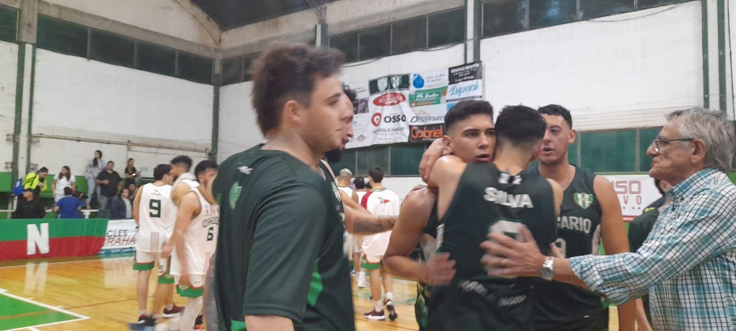 Festejado triunfo de Bancario de local ante Neptunia de Gualeguaychú