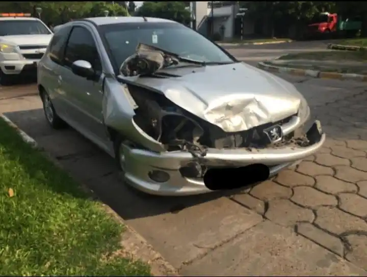 Choque en una esquina céntrica de Crespo