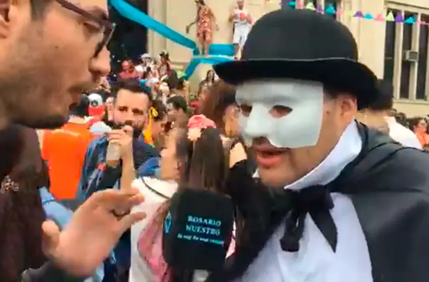 Bajada hay una sola: a puro baile, se realizó este mediodía la tradicional fiesta de Medicina