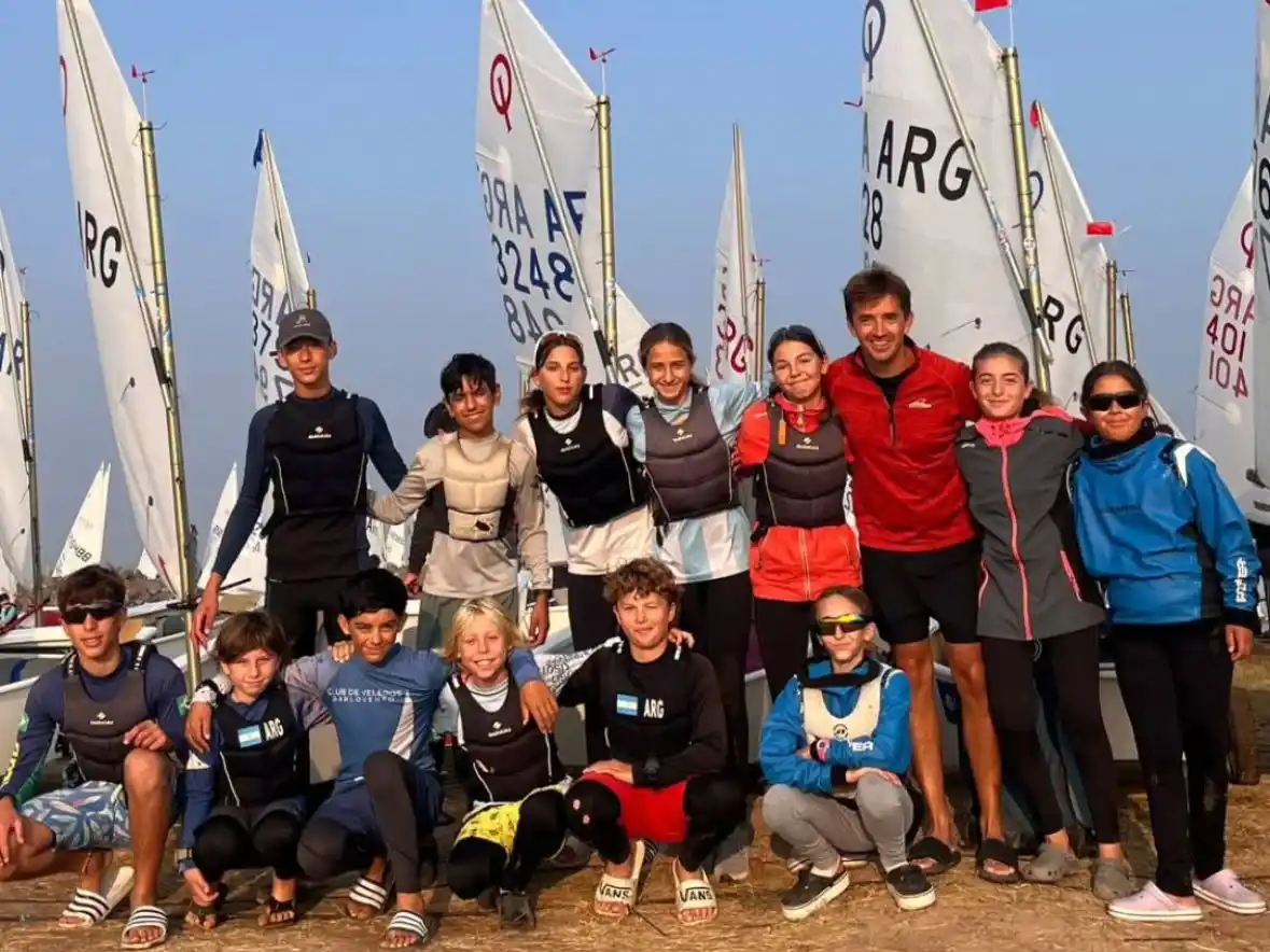 Regatistas de Náutico participaron de la tercera fecha del Gran prix del Litoral en Miramar.