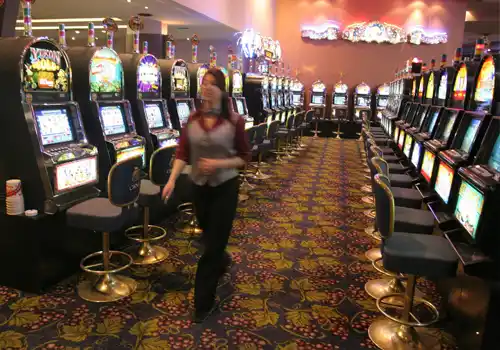Trabajadores de bingos y casinos se movilizan al Senado bonaerense