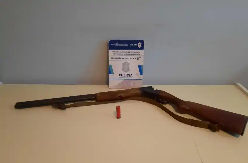 Discutió con la hermana por una herencia y la amenazó con una escopeta